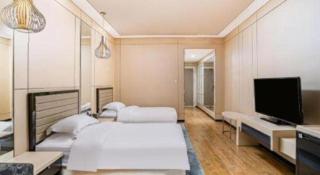 Palace Hotels Beijing Yongfeng Nan(S) Subway Station - 1