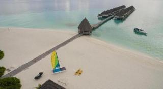 Angaga Island Resort and Spa - 4