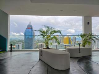The Luxury Majestic Suites By The CasaStay - 3