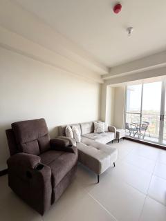 Resort-inspired staycation near BGC and NAIA - 5