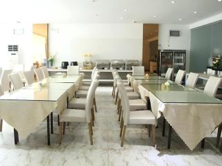 GreenTree Inn Guangzhou Panyu Bus Station Business Hotel - 2