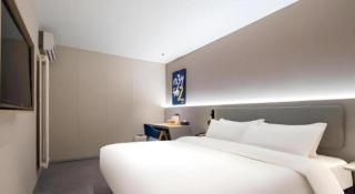 7 Days Inn Qingdao Liaoyang West Road Xinye Plaza Metro Station - 3