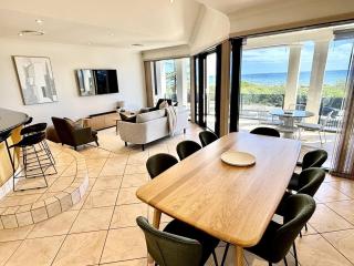 Seascape | Brighton Beachfront Retreat - 6