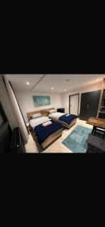 Studio 21 - 5