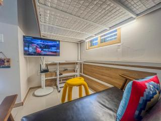 101, Atelier Seongsu Riverside Cherry Blossom Road Han River airport bus - 4