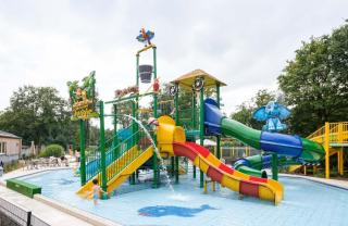 Family Friendly Chalet on Camping De Pallegarste close to Hellendoorn, Ommen en Wildlands - 0
