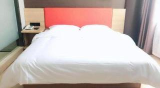 7 Days Premium Qingdao Keji Street Taishan Road Metro Station - 1