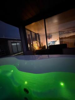 Exclusieve Houseboat La Mare 12 x 5 meter met sauna en hottup - 7