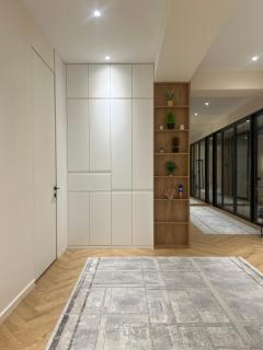 Luxury 240m Apartment,City Center,Jacuzzi,Quiet & Spacious - 3