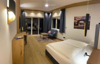 Gartenhotel & Weingut Pfeffel Dürnstein - Dürnstein - 2