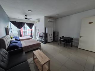 Greenfield for 4 people near Paradigm - 9