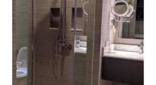 Capital O 804 The Residences at Bonifacio Civic Center - Manila - 6