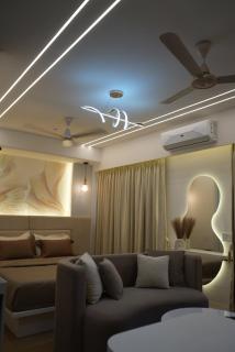 AeroLuxe Suite 5 min from Airport Premium Studio - 7