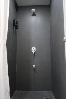 AeroLuxe Suite 5 min from Airport Premium Studio - 1