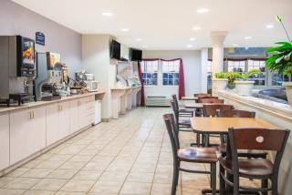 Microtel Inn & Suites Claremore Route 66 - Claremore - 6