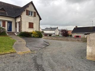 Maison 3 chambre, 25 minutes circuit, jardin, wifi - 4