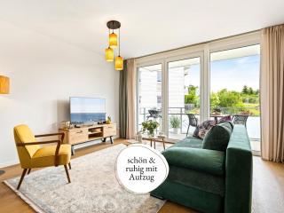 Fewo Edel&Liebe Neubau mit Fahrstuhl, Parkplatz, Balkon, W-lan, ruhige Lage, Einkaufsmöglichkeiten 500m entfernt - 0