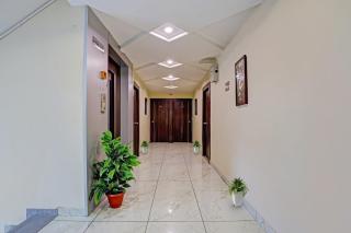Super Collection O Hotel Raj Palace - 6
