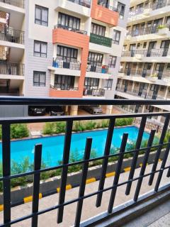 Cozy Studio Apartment with Pool near KSG -Arc II Wangige - 0