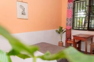 Laughing Goat Ghana - 2