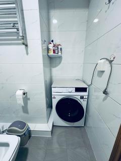 Comfy apartment near central train station - 9