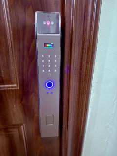 LuxeStay Central Apartment Free Parking Terrace - 8