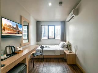 G Boutique Silom Hotel - 8