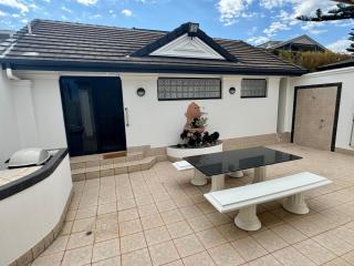 Seascape | Brighton Beachfront Retreat - 2
