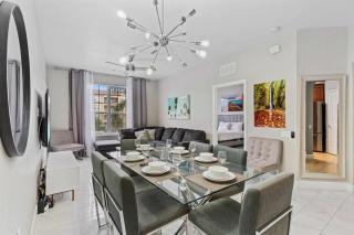 4814-204 Resort-Style 3BR Condo Near Theme Parks - 0