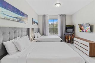 4814-204 Resort-Style 3BR Condo Near Theme Parks - 1