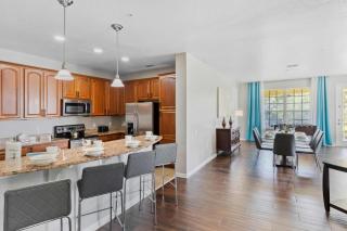 5049#203 Universal4BR Vista Cay Condo with Balcony - 1