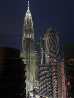 Sky Premium suites klcc - 8