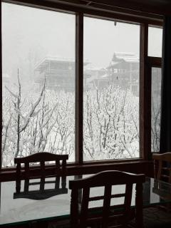 The Northwood Cottages, Boutique Mountain Retreat, Manali , Himalayan Views - 1