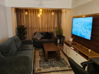 88 3 bhk Near lulumall - 7