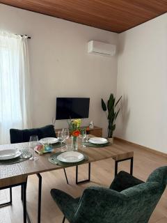 Vintage House - 6