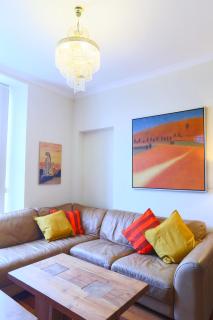 Cosy 4 bdrm Apartment by the Royal Mile - 4