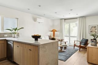 Tide House - Unit C Modern Seaside 1BD w Parking - 2