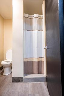 Park Motel Loves Park IL - 2