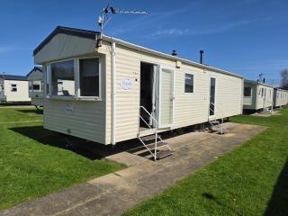Marine Escapes Rhyl North Wales - 0