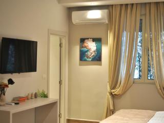 Fleeville Kozi Apartment 1 - 5