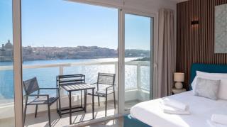 Valletta Bastion View Apartments & Penthouse With Heated Jacuzzi - 3