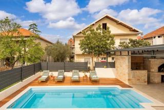 Apartman Relax s bazenom i vanjskim kominom - Zadar - 4