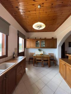 Amnatia House - Mountain View Terrace & Outdoor BBQ - 1