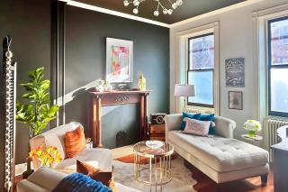 Star-Inspired 5BR Manor Sauna, Karaoke Sleeps 12 - 4