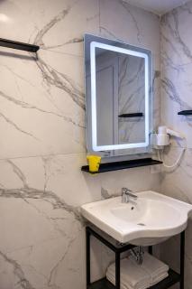 Andor Luxury Hotel & Duplex - 8