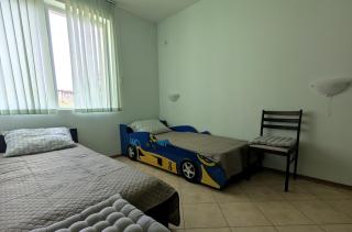 Sunny Hills 2 bdr apartment - 9