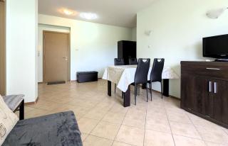 Sunny Hills 2 bdr apartment - 6