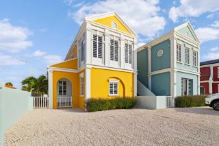 Casa Breeze with a refreshing shared pool and views over the lagoon - 9