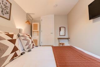 Lily Cottage Modern 3 Bed Home - 6