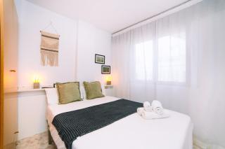 Confort en Arzúa Centro, Apt 2 by CABANA Rentals - 2